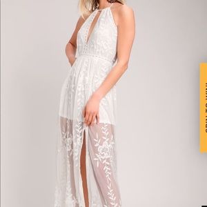 ⭐️SALE ⭐️SUNSHINE SWEETIE WHITE EMBROIDERED DRESS